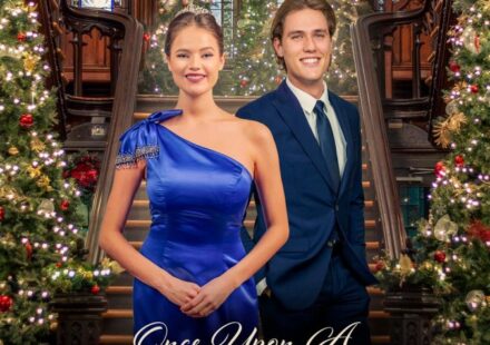 Once Upon a Christmas Crown (2025)